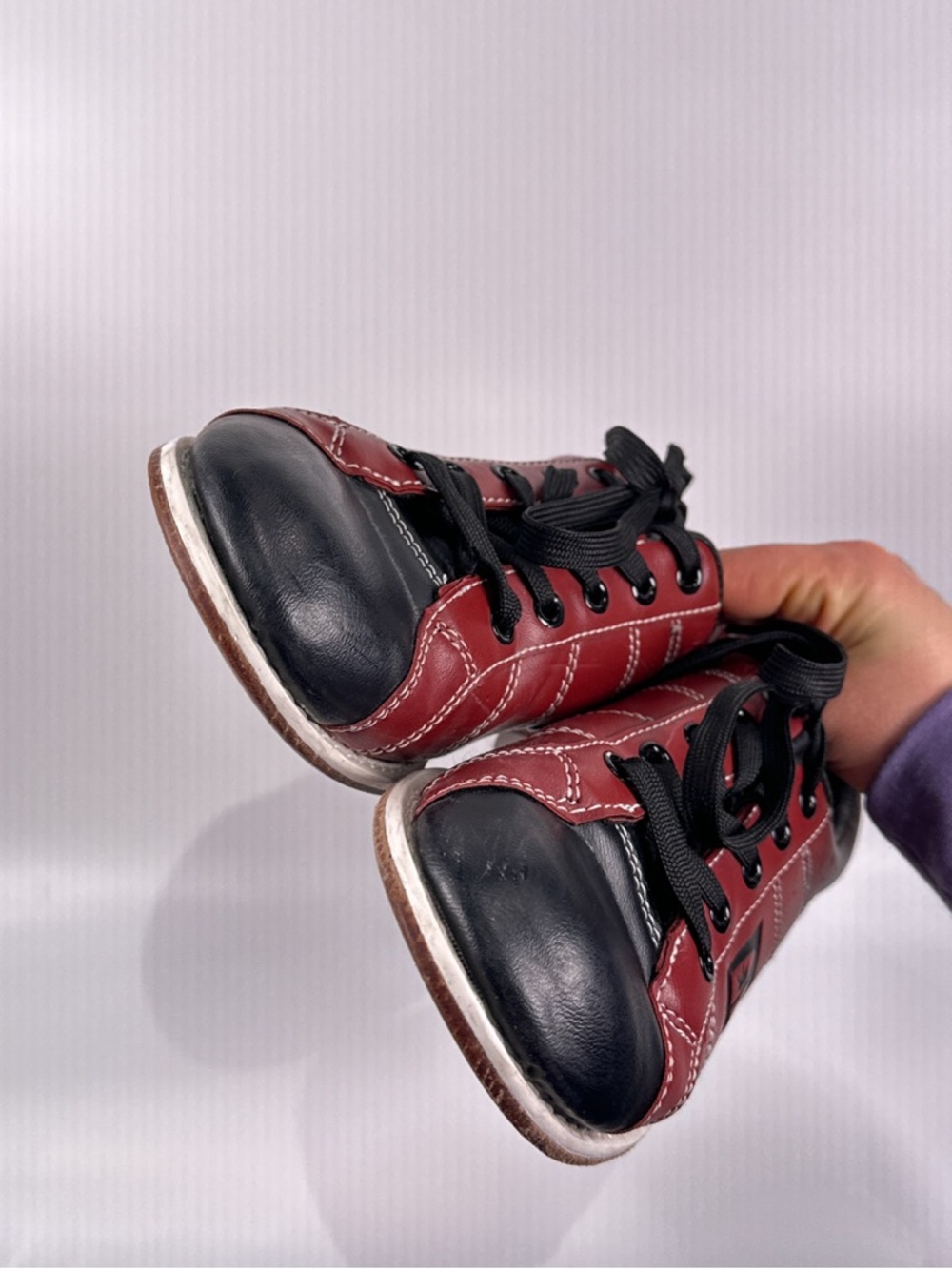 Brunswick Classic Bowling Shoes Alley Numbers Leather Sole Red Black Size 6 - Picture 5 of 8